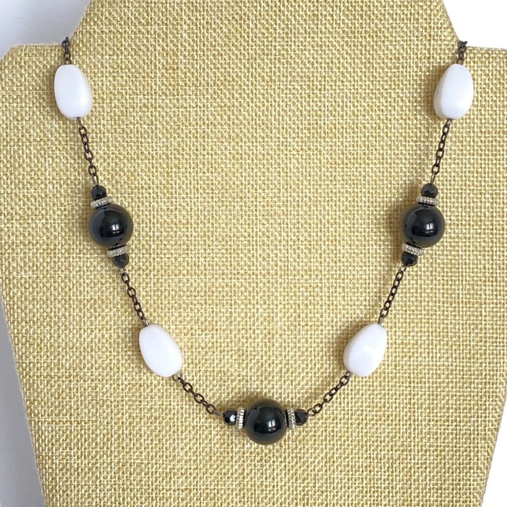 Black White Glass Silver Tone Beads Black Chain Classic Work Necklace 27in